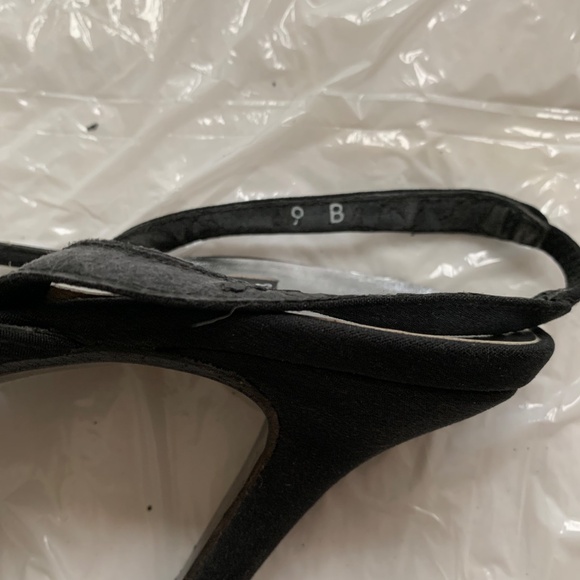 Stuart Weitzman 4inch strappy stilettos - Picture 7 of 7